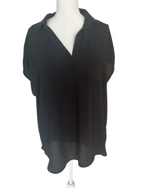 Pleione Black Short Sleeve Top